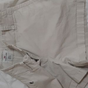 EUC Vineyard Vines khaki shorts womens size 8 casual warm weather whale logo